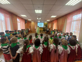 Новое поколение защитников природы: в Кузьмоловском детском саду посвятили дошкольников в Эколята! Новое поколение защитников природы: в Кузьмоловском детском саду посвятили дошкольников в Эколята!.
